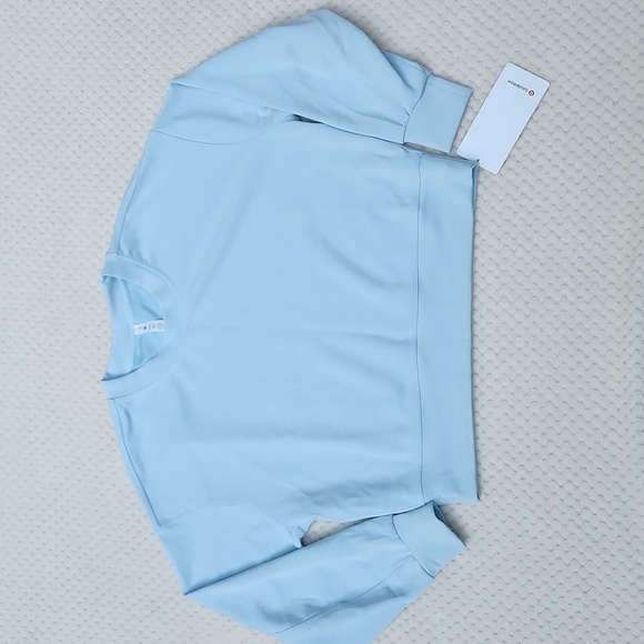 lululemon athletica Tops - **HP** Nwt Lululemon Perfectly Oversized Crop Crew